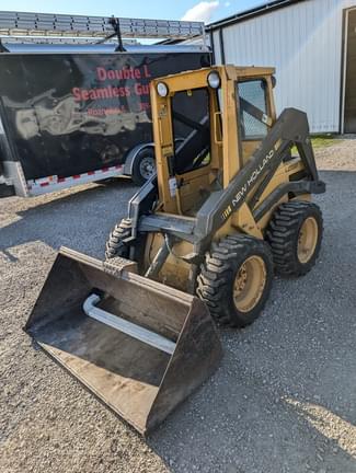 Image of New Holland L455 equipment image 4