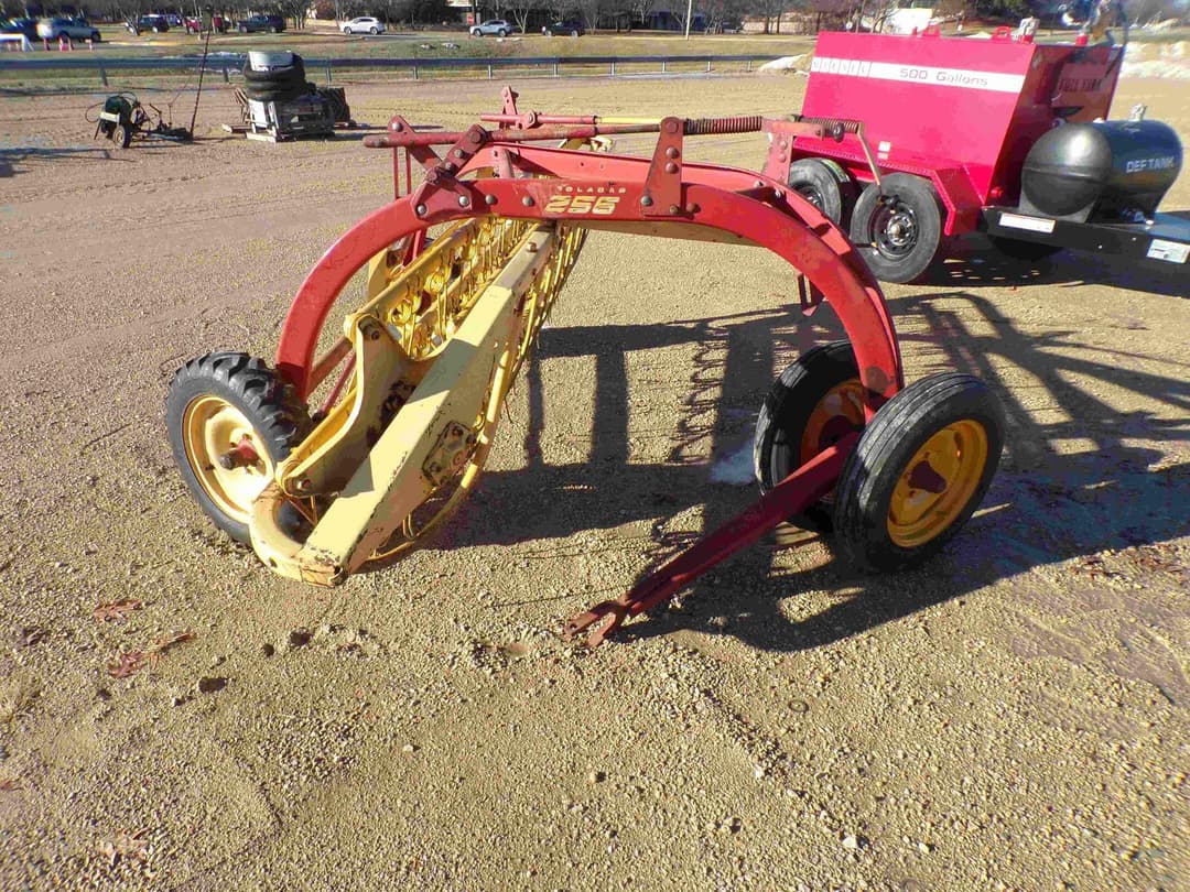 Image of New Holland Rolabar 256 Primary image