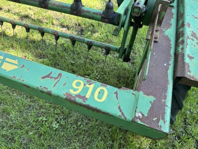 Image of Pequea 910 equipment image 2