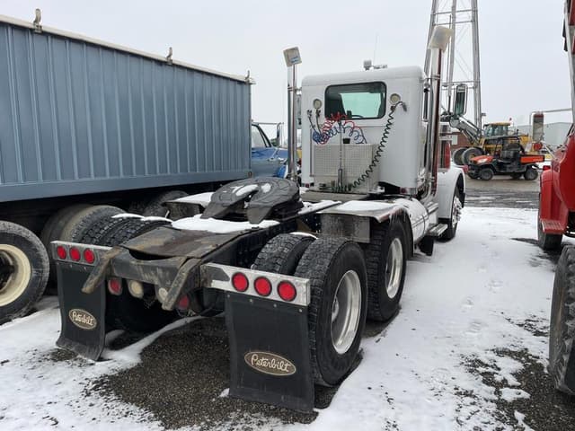 Image of Peterbilt 357 equipment image 4