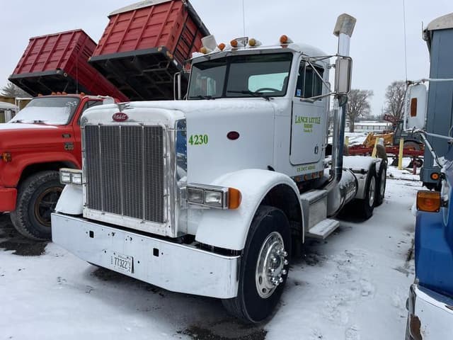 Image of Peterbilt 357 equipment image 2