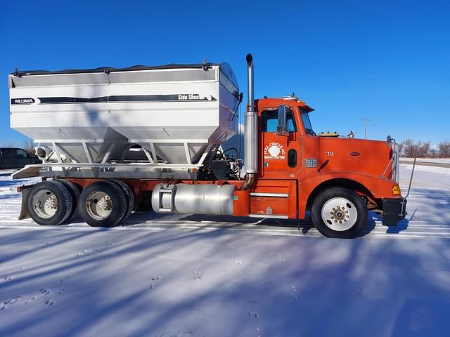 Image of Peterbilt 377 equipment image 1