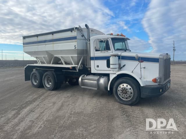 Image of Peterbilt 378 equipment image 1