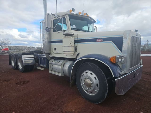 Image of Peterbilt 379 equipment image 2