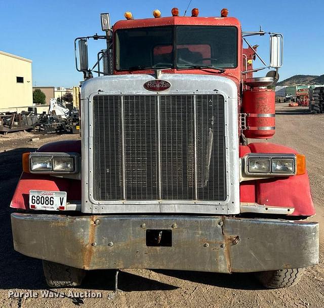 Image of Peterbilt 379 equipment image 1