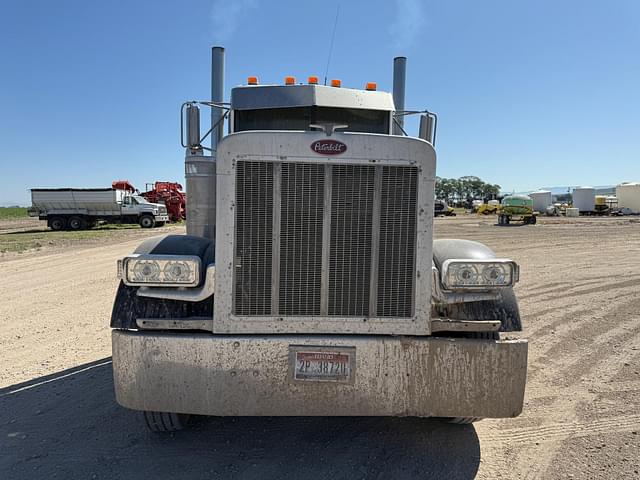 Image of Peterbilt 379 equipment image 4