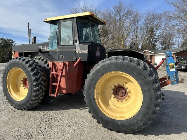 Image of Versatile 846 equipment image 4