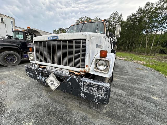 Image of GMC Brigadier equipment image 2