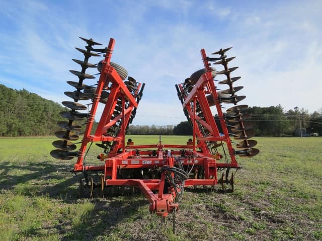 Image of Kuhn Krause 7300 equipment image 1