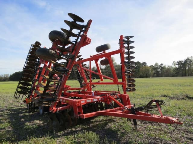 Image of Kuhn Krause 7300 equipment image 2