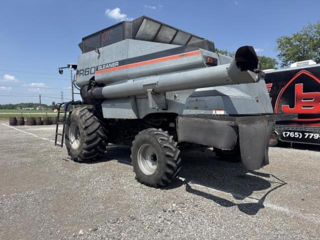 Image of Gleaner R60 equipment image 1