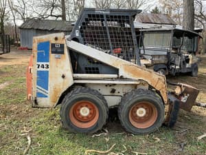 1989 Bobcat 743 Image