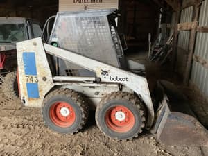 1989 Bobcat 743 Image