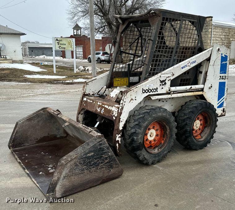 Main image Bobcat 743
