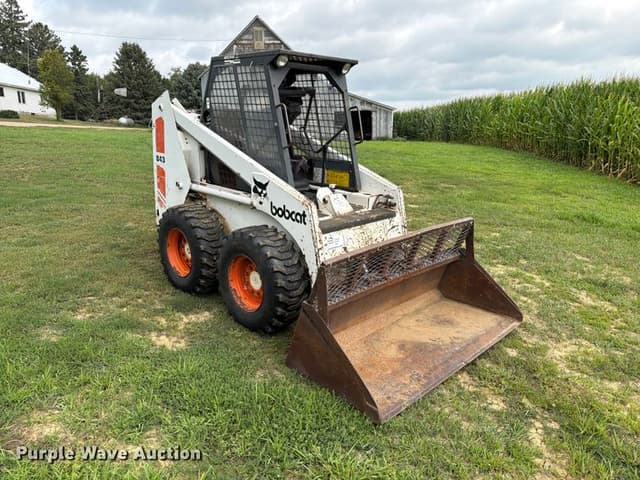 Image of Bobcat 843 equipment image 2