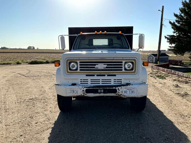 Image of Chevrolet C70 equipment image 2