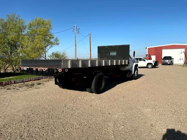Image of Chevrolet C70 equipment image 4