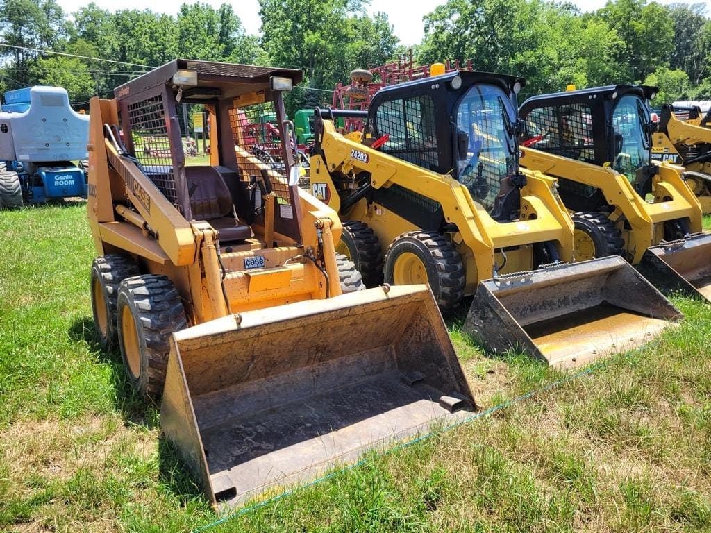 1989 Case 1835C Equipment Image0