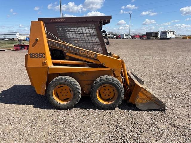 Image of Case 1835C equipment image 2