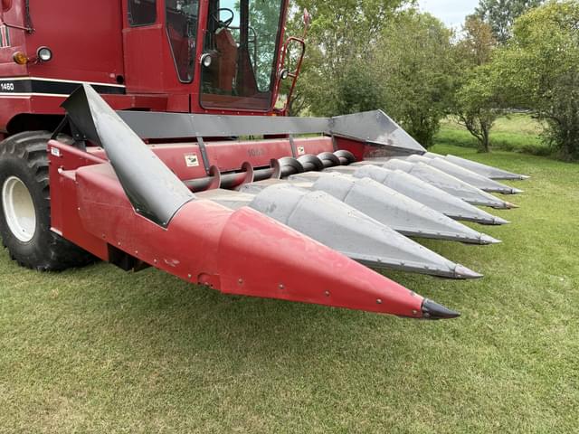 Image of Case IH 1063 equipment image 1