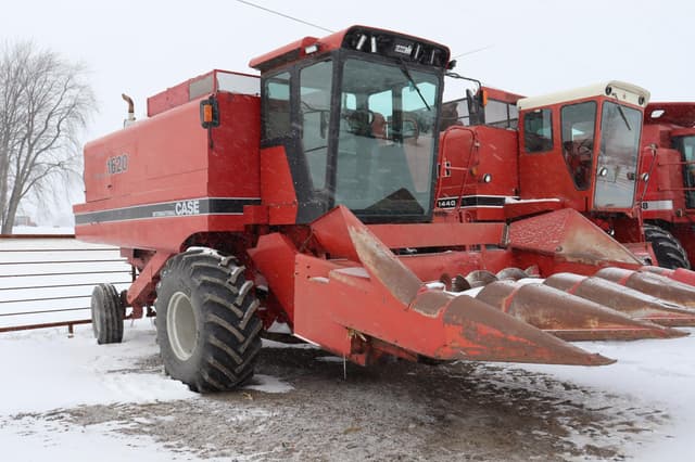 Image of Case IH 1620 equipment image 2