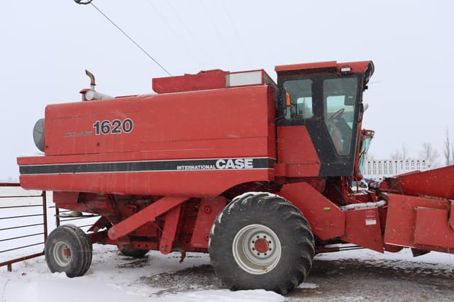 Image of Case IH 1620 equipment image 3