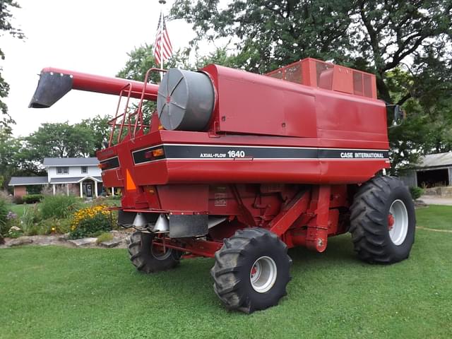 Image of Case IH 1640 equipment image 2