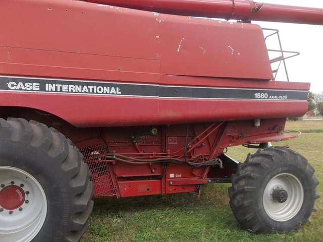 Image of Case IH 1680 equipment image 1