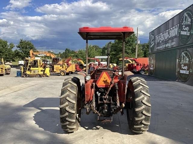 Image of Case IH 385 equipment image 2