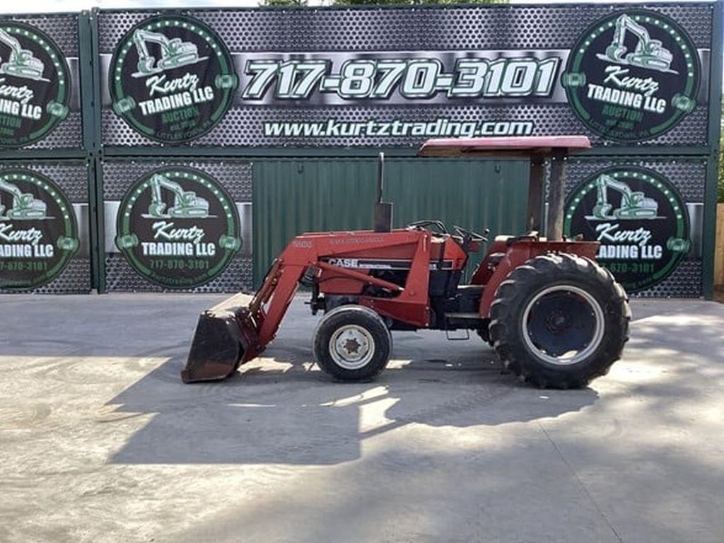 Image of Case IH 385 Primary image