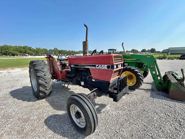 Image of Case IH 685 equipment image 1