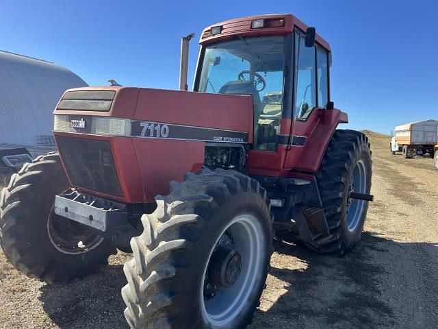 Image of Case IH 7110 Primary image