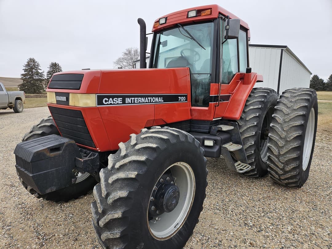 Image of Case IH 7120 Primary image