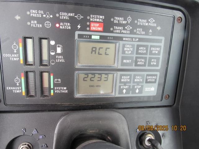 Image of Case IH 7120 equipment image 2