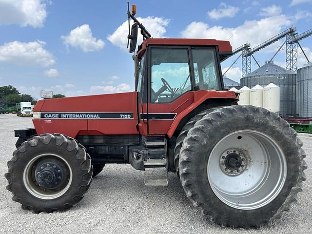 Image of Case IH 7120 equipment image 2