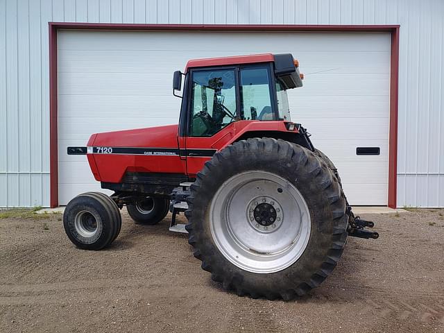Image of Case IH 7120 equipment image 2
