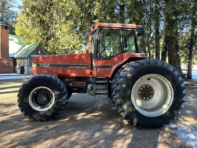 Image of Case IH 7120 equipment image 2