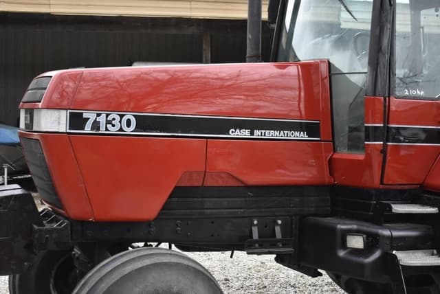 Image of Case IH 7130 equipment image 1