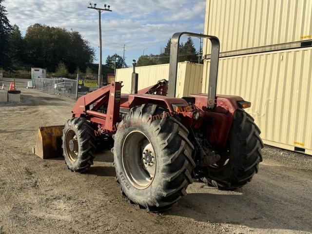 Image of Case IH 685 equipment image 4