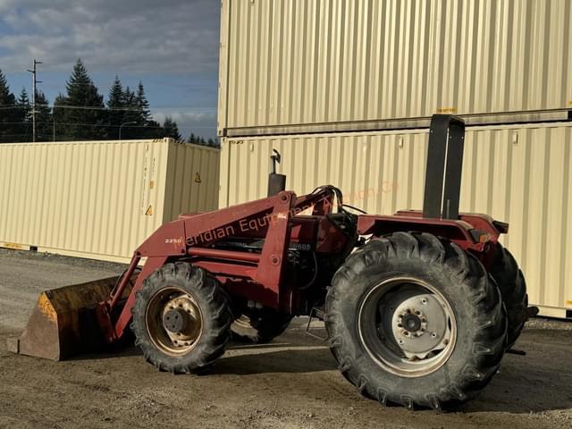 Image of Case IH 685 equipment image 3