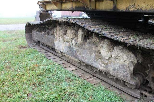 Image of Caterpillar 225B equipment image 4