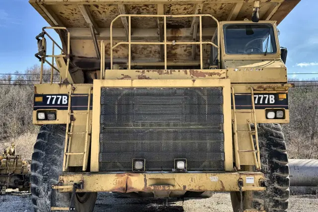 Image of Caterpillar 777B equipment image 4