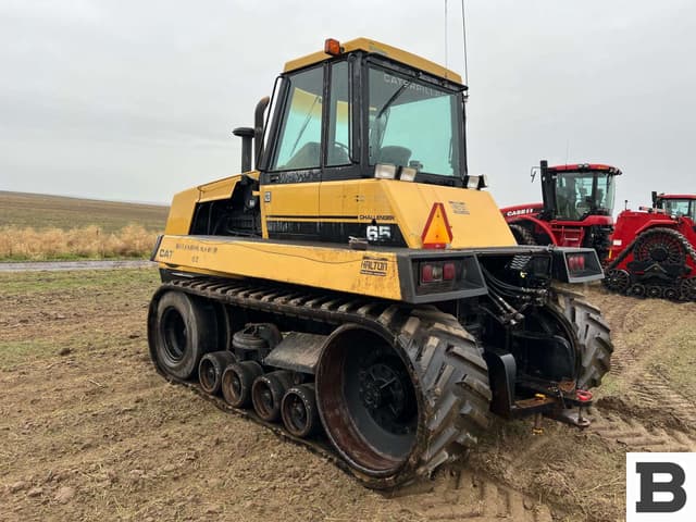 Image of Challenger 65 equipment image 2