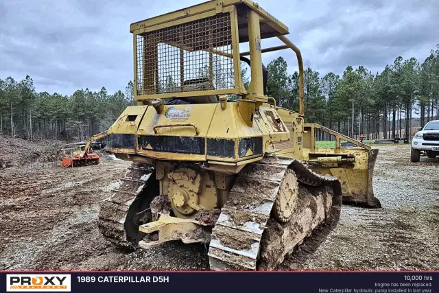 Image of Caterpillar D5H equipment image 1