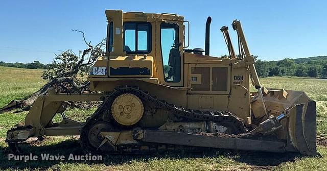 Image of Caterpillar D6H equipment image 4
