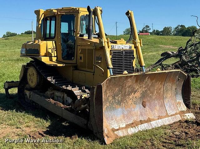 Image of Caterpillar D6H equipment image 2