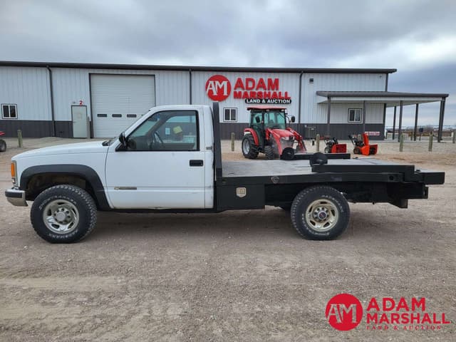 Image of Chevrolet 3500 equipment image 4