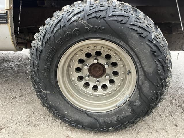 Image of Chevrolet K1500 equipment image 4