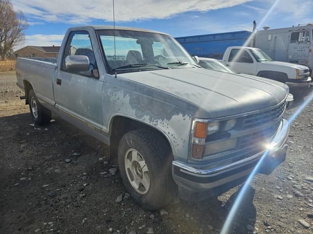 Image of Chevrolet 1500 equipment image 1