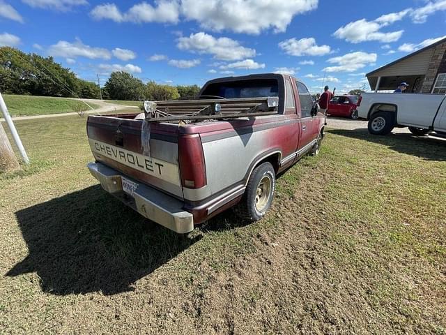 Image of Chevrolet 1500 equipment image 4